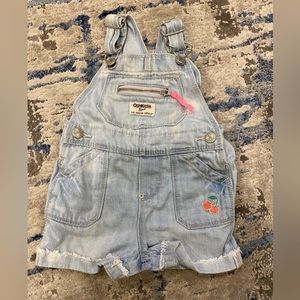 Oshkosh B’gash Girls Denim Shorts overalls size 6-9 months